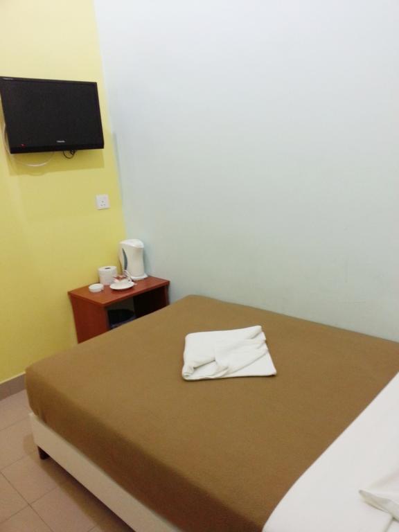 Sakiza View Hotel Mersing Room photo