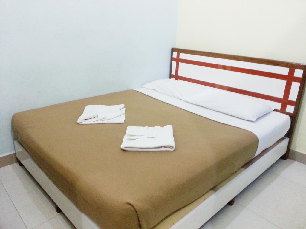 Sakiza View Hotel Mersing Room photo