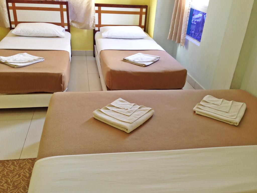 Sakiza View Hotel Mersing Room photo