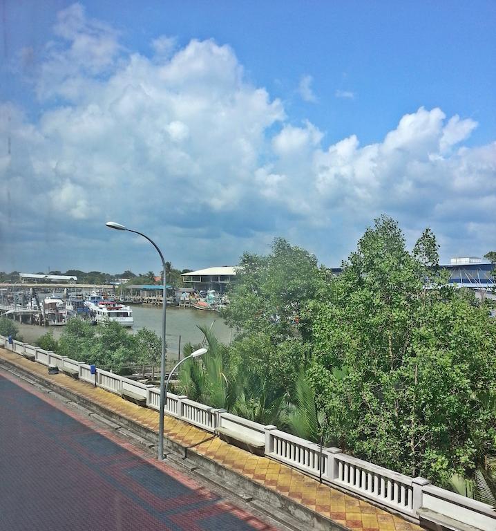 Sakiza View Hotel Mersing Exterior photo
